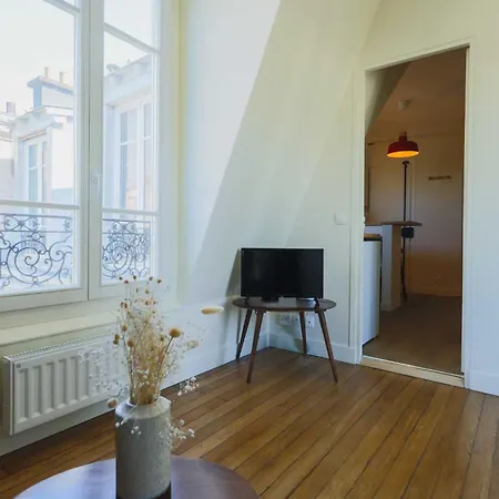 Charming 2p - 16eme Avenue Foch Appartement